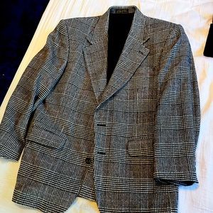 Robert Stock suit jacket, houndstooth, size 39R.